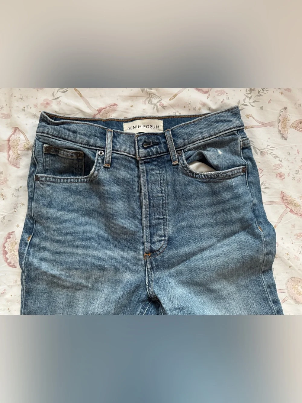 Aritzia Denim Forum Marianne Flare Jeans Size 25 Distressed Medium Wash